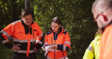 Emily kan nu stolt presentera verifierade EPD-data för en glad Stefan